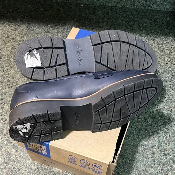 Clarks Collection Westlynn Bella
Woman’s Dark Blue Leather Loafers - Picture 6 of 8